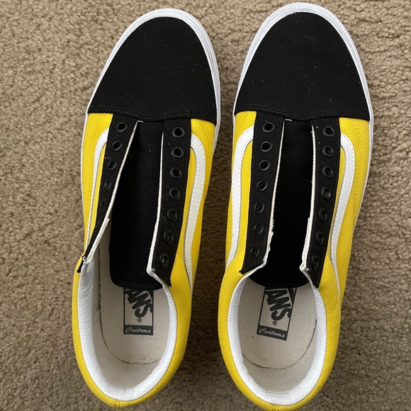 Custom Vans - Picture 4 of 8